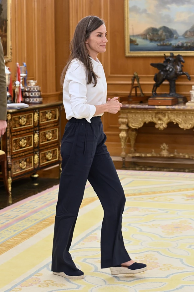 H βασίλισσα Letizia με εσπαντρίγιες που έχουν το όνομά της