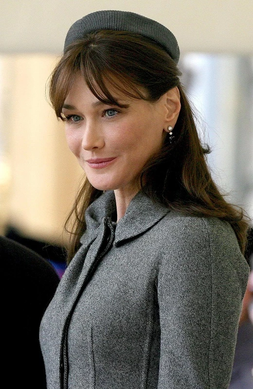 French Bangs | Ο πιο κομψός τρόπος να ανανεώσετε το κούρεμά σας φέτος το χειμώνα