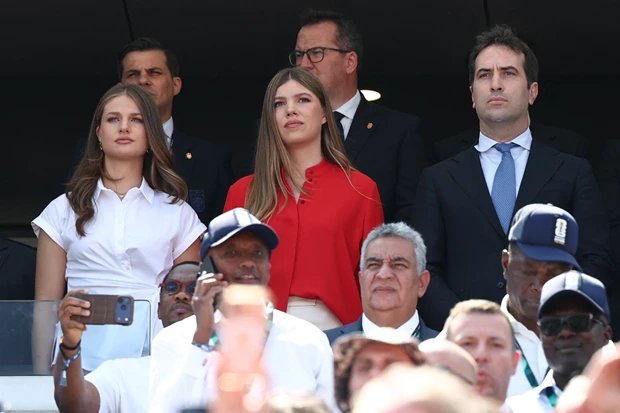 Leonor & Infanta Sofia | Γιατί παρακολούθησαν στον τελικό του Παγκοσμίου Κυπέλλου μακριά από τους γονείς τους;