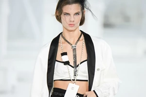 PFW | Τα catwalks απέδειξαν ότι παραμένουν ισχυρά