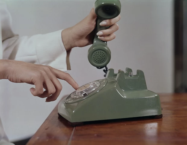 Το έχετε κρατήσει; Αυτό το ρετρό τηλέφωνο από τα 70s πωλείται το 2026 πάνω από 500 ευρώ