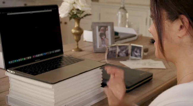 Meghan Markle | Η φωτογραφία της Lilibet που δεν πρόσεξε κανείς στο βίντεο για τα 40α γενέθλιά της