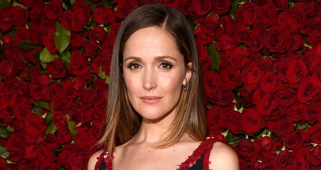 Party-ready μακιγιάζ | Ιδέες για το πρωτοχρονιάτικο ρεβεγιόν