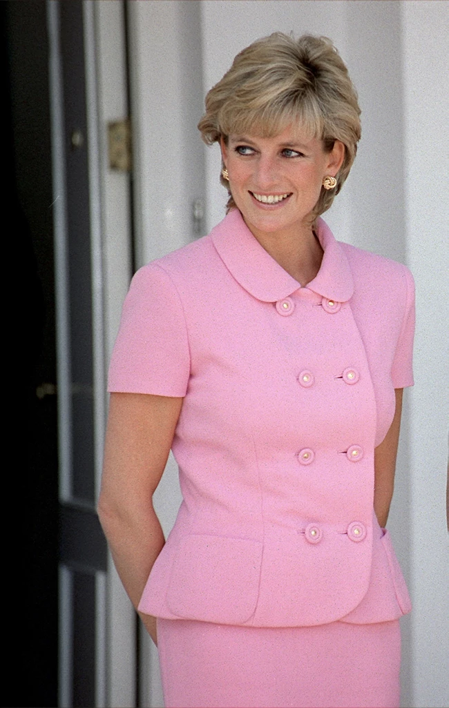 Πριγκίπισσα Diana | Η κρέμα προσώπου που χρησιμοποιούσε χαρίζει σύσφιξη κι ανόρθωση