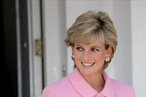 Charles Spencer | Ο αδερφός της πριγκίπισσας Diana μοιράστηκε μία αθέατη γωνιά από το σπίτι που μεγάλωσαν μαζί