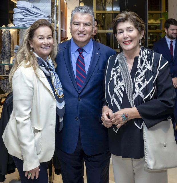 0197 BROOKS BROTHERS και REPLAY