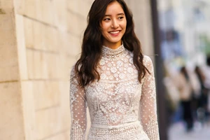 Perfect 10 | Η Jennifer Lopez με το ιδανικό φόρεμα για βάφτιση ή γάμο