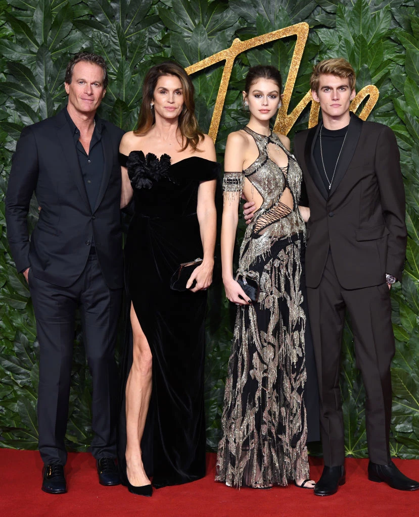 Presley Gerber | Ο 26χρονος γιος της Cindy Crawford εξομολογείται τη σκληρή μάχη που δίνει με τη ψυχική υγεία