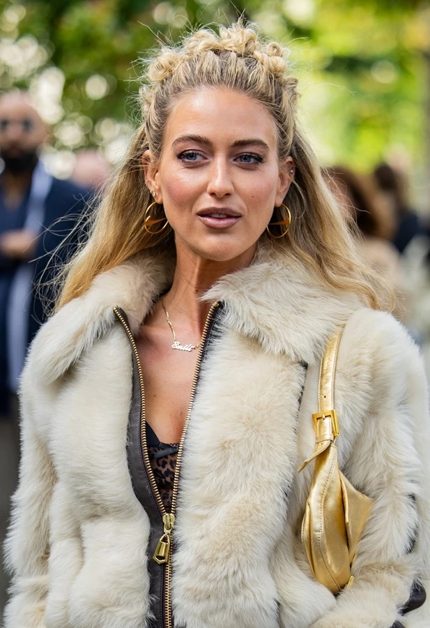 Beauty street style paris ss25