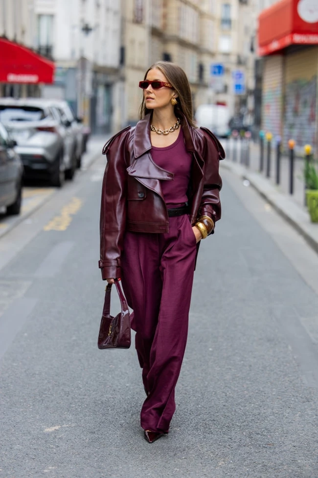 burgundy trend street style