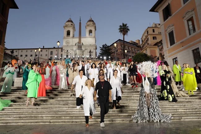 Valentino Haute Couture FW 2022-23