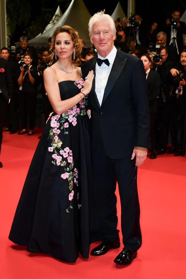 Richard Gere για Alejandra Silva: "Όταν γνωριστήκαμε νόμιζε πως ήμουν ο George Clooney"