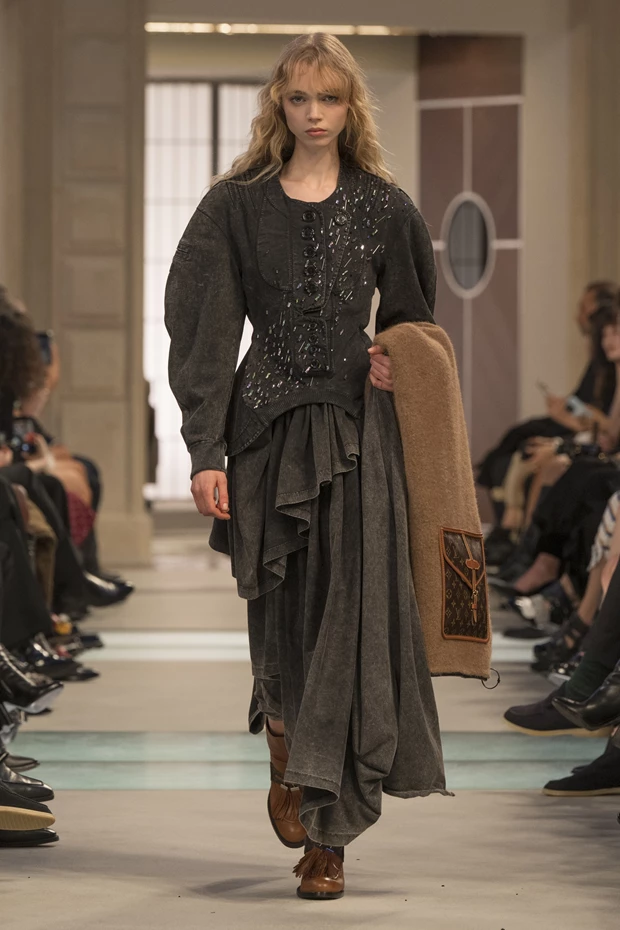 LV AW25