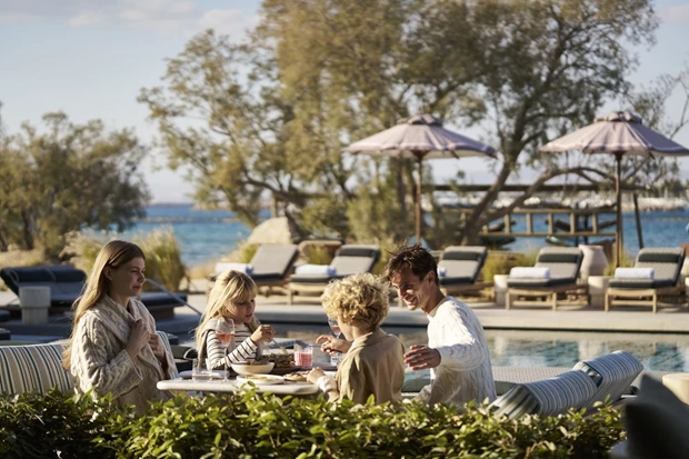 Πάσχα στο One&Only Aesthesis | Παράδοση, γεύση και μοναδικές στιγμές στην Αθηναϊκή Ριβιέρα