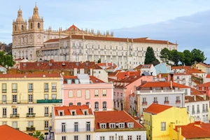 Οι πρώτες επίσημες φωτογραφίες της Infanta Sofia στη Λισαβόνα