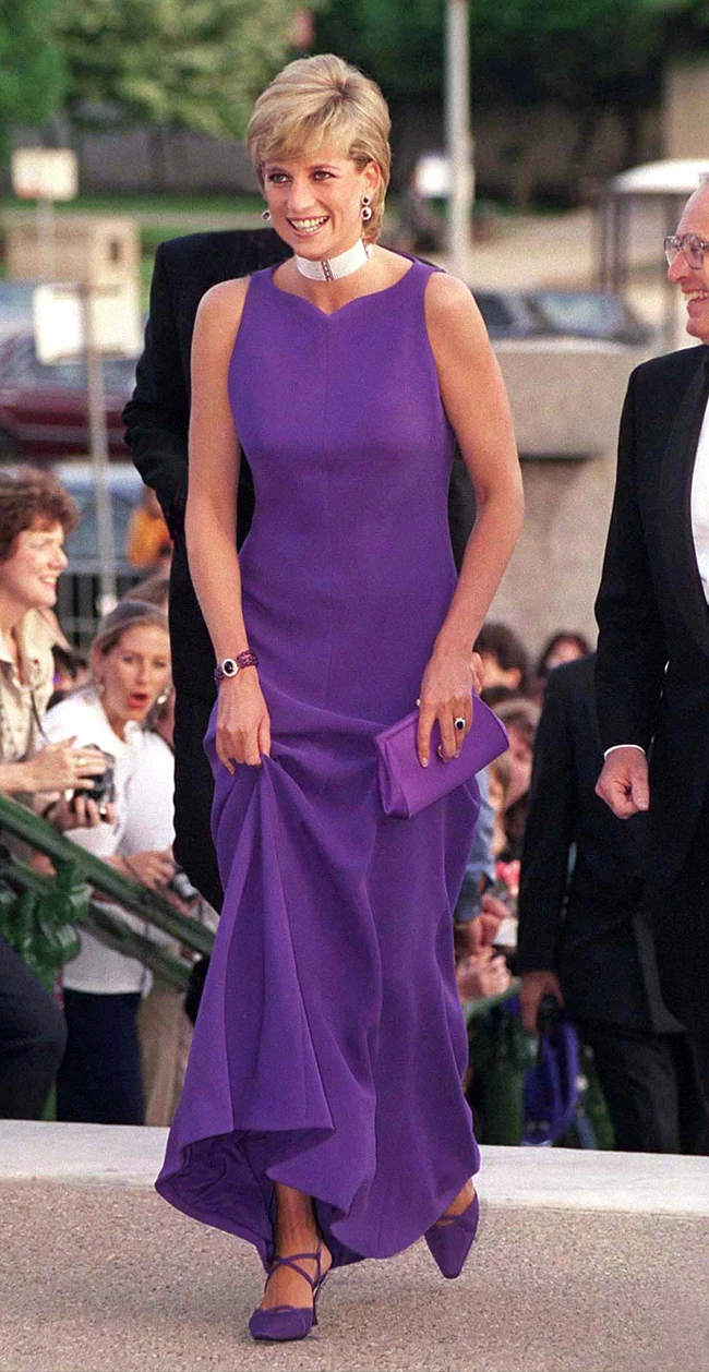 Fashion icon | Πέντε τάσεις του φθινοπώρου που η πριγκίπισσα Diana είχε φορέσει πολλά χρόνια πριν