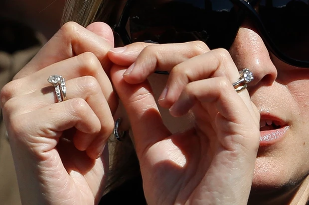 Αθηνα Ωναση