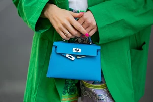 Τα πιο κομψά πεντικιούρ του φετινού καλοκαιριού σύμφωνα με τις beauty insiders