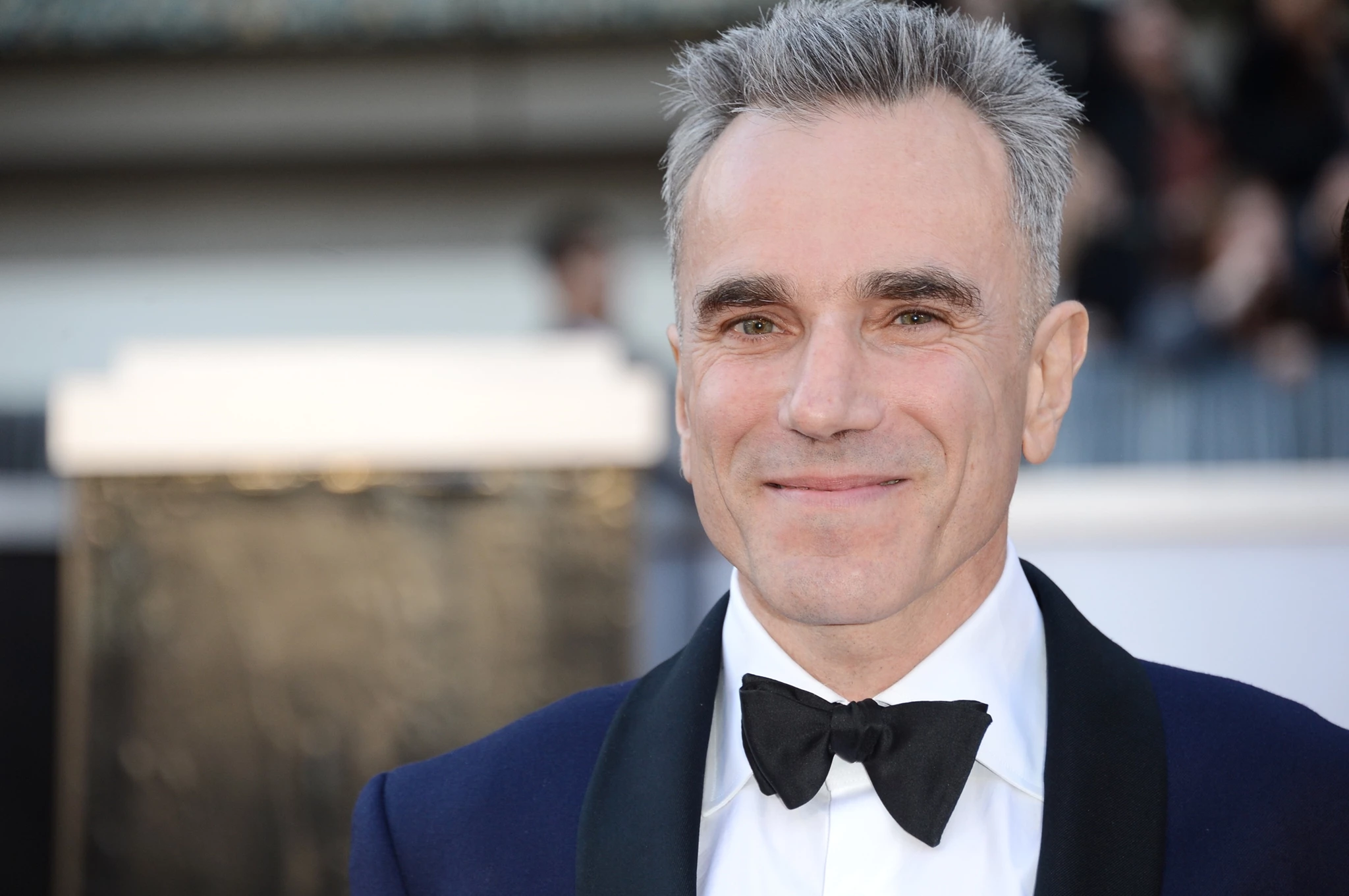Daniel - Day Lewis | Σπάνια red carpet εμφάνιση με τον 27χρονο γιο του, λίγο πριν βρεθούν στην Αθήνα