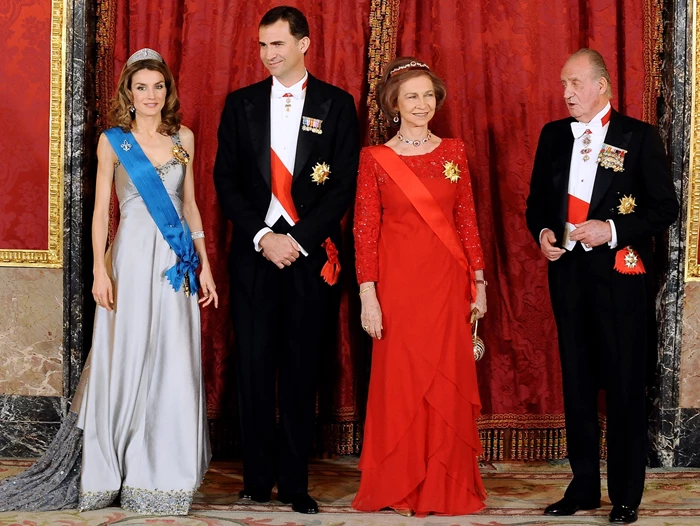 Ο Χουάν Κάρλος παραδέχεται γιατί κρατούσε πάντα σε απόσταση τη βασίλισσα Letizia