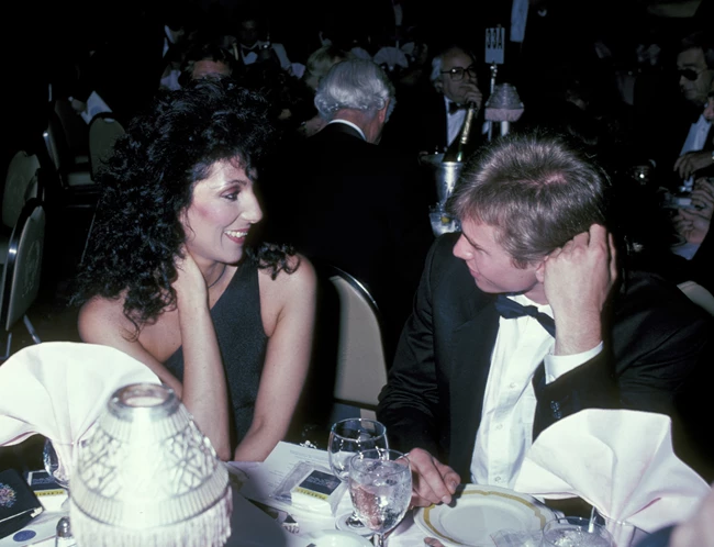 Cher | O μεγάλος έρωτας με τον Val Kilmer και η φιλία που μετρά 40 χρόνια