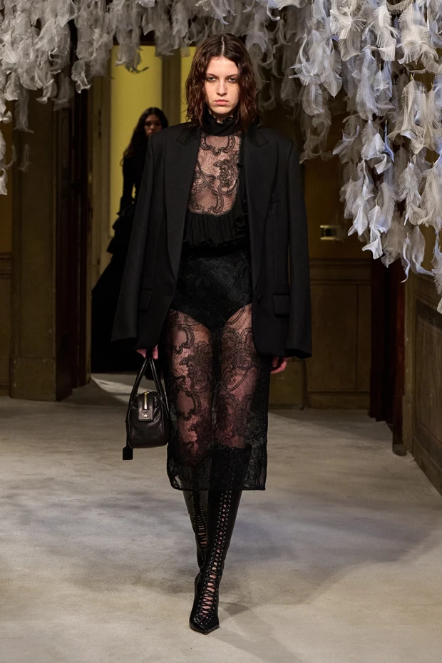 Elisabetta Franchi Φθινόπωρο/Χειμώνας 2026