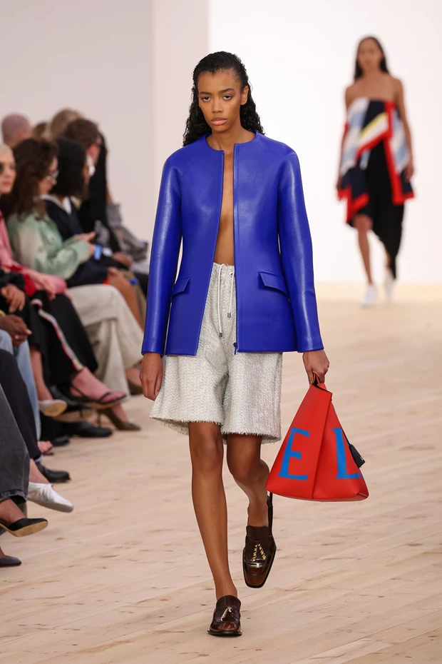 Loewe Συλλογή Άνοιξη-Καλοκαίρι 2025