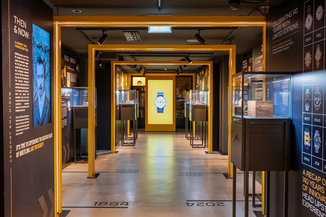 Breitling pop up museum