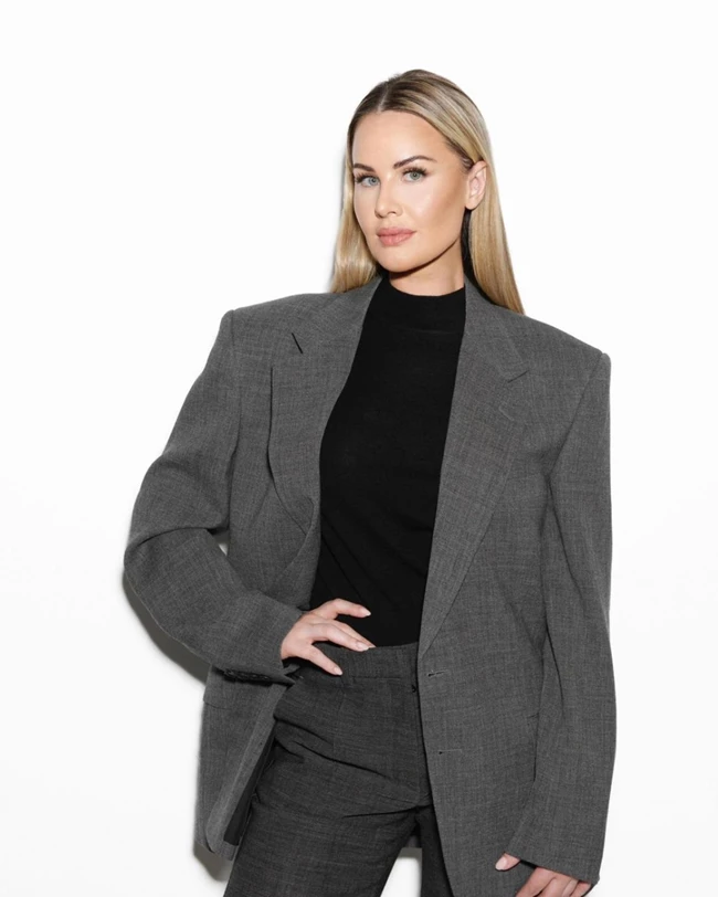 Η επιστήμη πίσω από τη λάμψη | Πώς η τεχνολογία επαναπροσδιορίζει το skincare