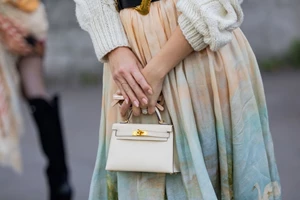 10 all time favourite φθινοπωρινά μανικιούρ που δείχνουν πάντα κομψά