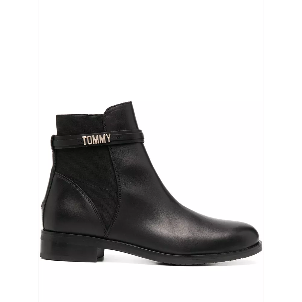 Μαύρα ankle boots