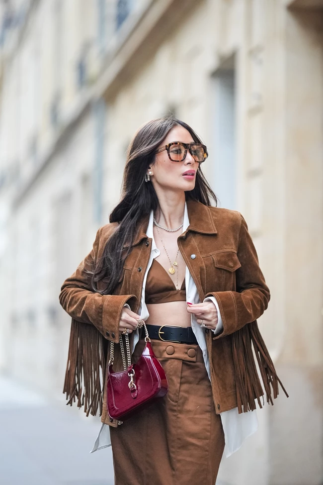 Street style μπορντό