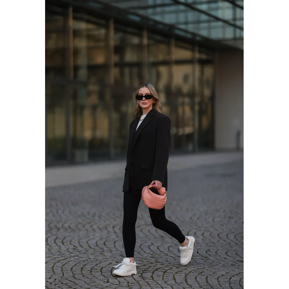 Με blazer