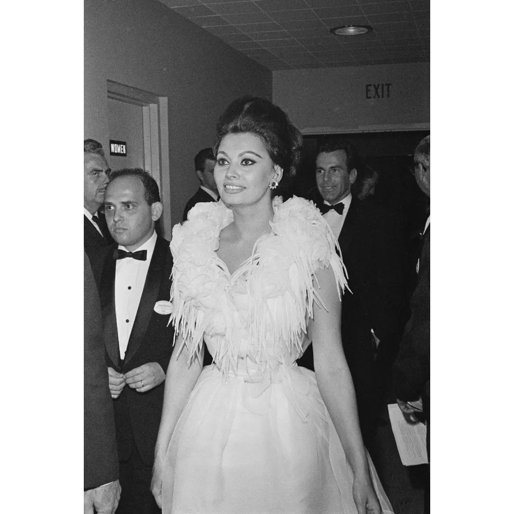 1963