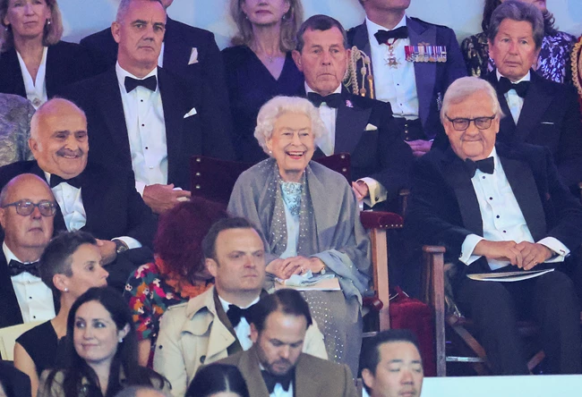 Βασίλισσα Ελισάβετ | Πως αντέδρασε όταν κωμικός έκανε ένα αστείο για εκείνη κατά τη διάρκεια του Windsor Horse Show;