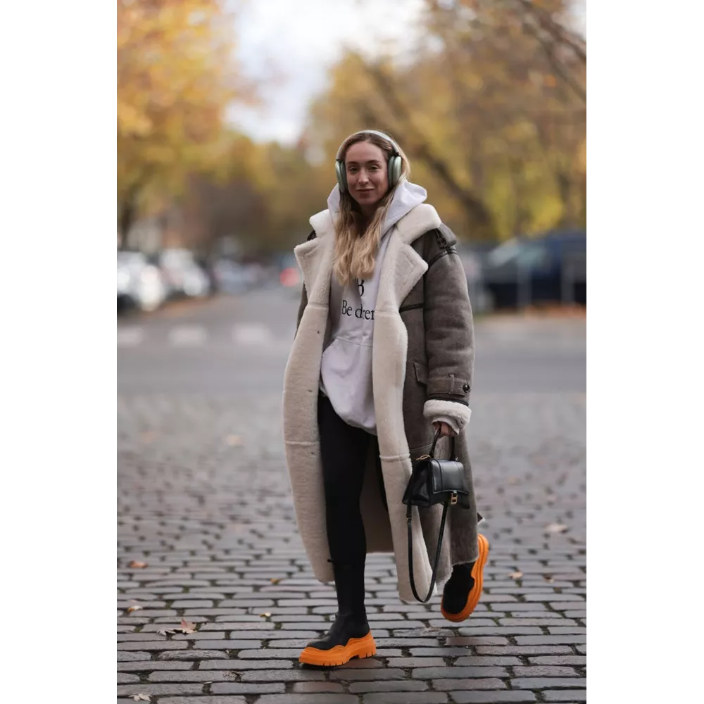 Με shearling coat