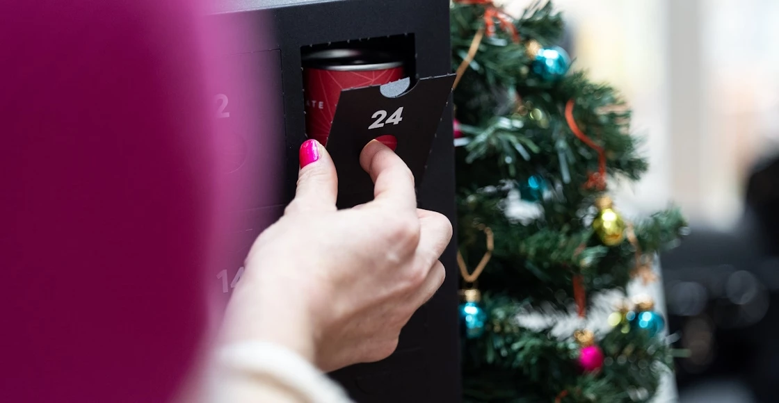 Αντίο στις χριστουγεννιάτικες γιρλάντες! Τι θα χρησιμοποιήσετε για ένα καλόγουστο δέντρο;