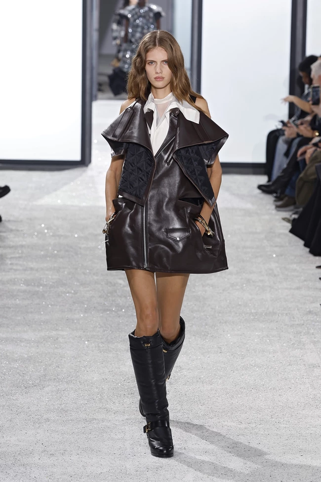 Sacai SS'25