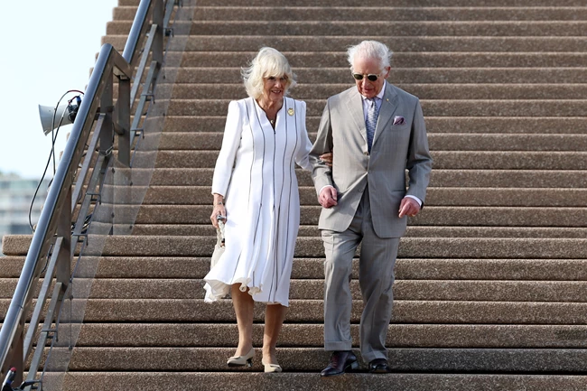 Βασίλισσα Καμίλα και βασιλιάς Κάρολος