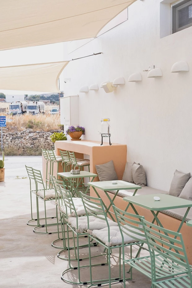 Τίνα Βασιλάκου