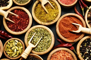 Αυτός ο ορός αδυνατίσματος καίει το συσσωρευμένο λίπος και σμιλεύει