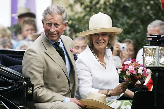 Βασιλιάς Κάρολος | Αγορά αξίας 3,5 εκατομμυρίων ευρώ για τα μάτια της βασίλισσας Καμίλα