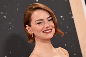 Kate Hudson | Εκθαμβωτική με old Hollywood μακιγιάζ και μαλλιά