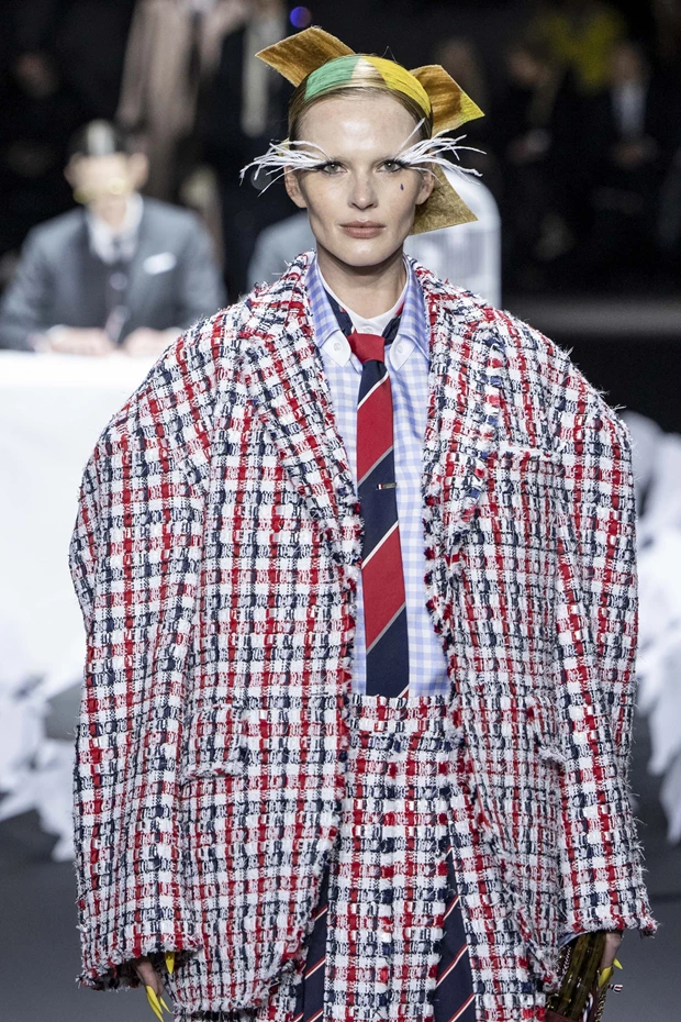 Thom Browne Fall 2025 | Οι 64 διαφορετικές εκδοχές του tailoring