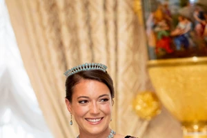 Stephanie του Λουξεμβούργου | Η συμβολική κίνηση της πεθεράς της με αφορμή τα πρώτα της γενέθλια ως Μεγάλη Δούκισσα