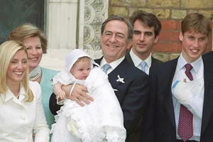 H Marie Chantal μοιράστηκε τη χριστουγεννιάτικη κάρτα με ευχές των Ντε Γκρες