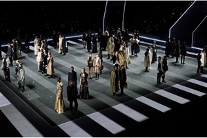 Fresh News | Η νέα εποχή Loewe, ο νέος Creative του Mugler και τα top brands των fashion weeks