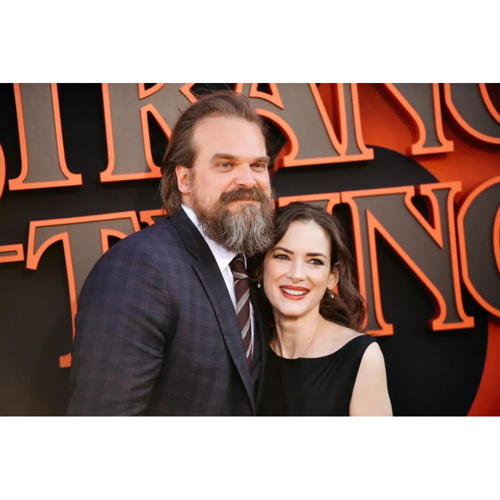 David Harbour - Winona Ryder