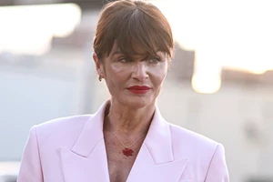 Η Naomi Watts υιοθέτησε το πιο κομψό κούρεμα του φετινού φθινοπώρου