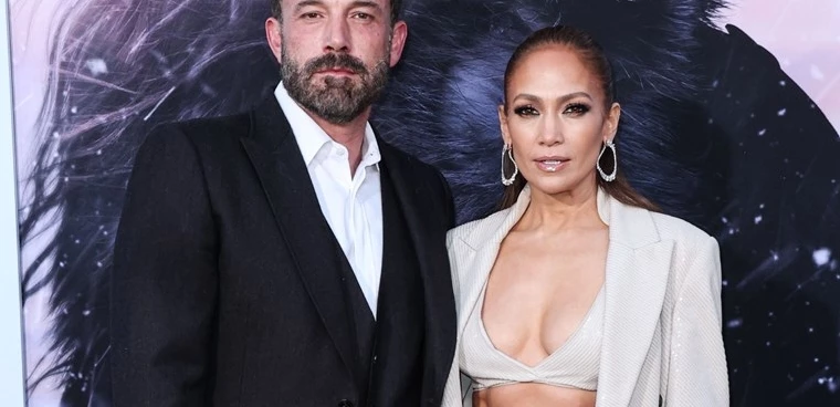 Jennifer Lopez - Ben Affleck | Ο διπλός εορτασμός για την πρώτη επέτειο του γάμου τους